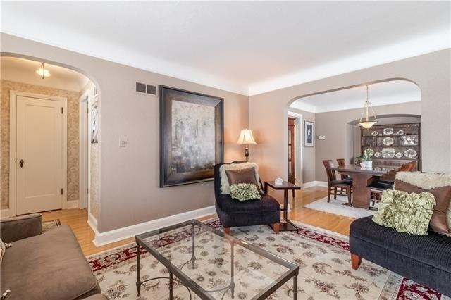132 Highland Ave, House detached with 3 bedrooms, 2 bathrooms and 1 parking in St. Catharines ON | Image 5