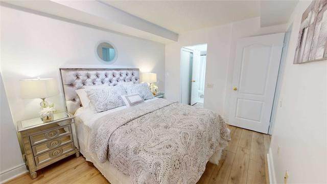 69 - 760 Lawrence Ave W, Townhouse with 2 bedrooms, 3 bathrooms and 1 parking in Toronto ON | Image 8