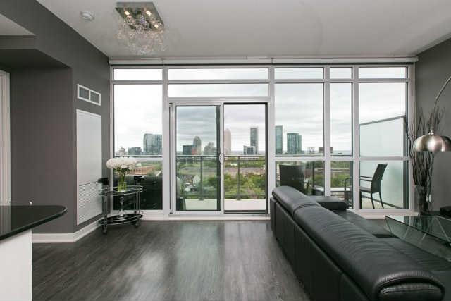 1003 - 775 King St W, Condo with 1 bedrooms, 1 bathrooms and 1 parking in Toronto ON | Image 9