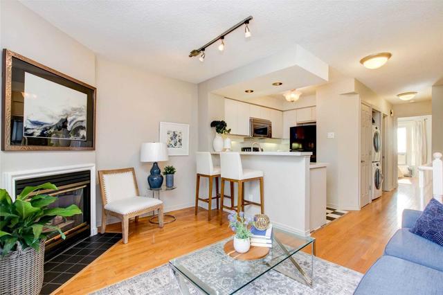 a - 168 Niagara St, Townhouse with 1 bedrooms, 1 bathrooms and 1 parking in Toronto ON | Image 37