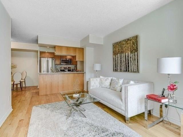 232 - 250 Wellington St W, Condo with 2 bedrooms, 1 bathrooms and 1 parking in Toronto ON | Image 17