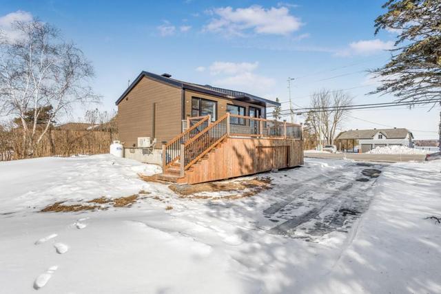 3646 Front Road E, House detached with 1 bedrooms, 1 bathrooms and 4 parking in East Hawkesbury ON | Image 4
