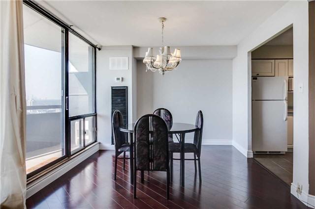 1807 - 75 Graydon Hall Dr, Condo with 2 bedrooms, 2 bathrooms and 1 parking in Toronto ON | Image 4