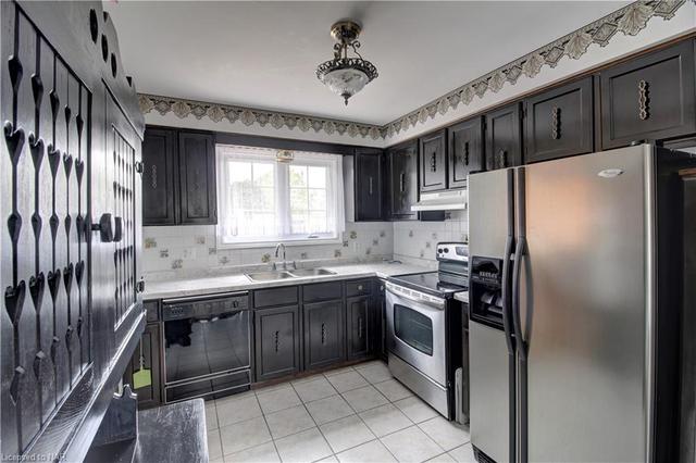 27 Rene Lane, House detached with 3 bedrooms, 2 bathrooms and 5 parking in St. Catharines ON | Image 21