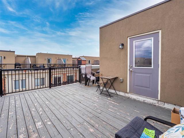 226 - 15 Coneflower Cres, Townhouse with 2 bedrooms, 2 bathrooms and 1 parking in Toronto ON | Image 8