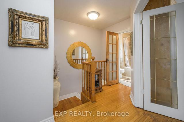 497 Donlands Ave, House detached with 3 bedrooms, 2 bathrooms and 3 parking in Toronto ON | Image 9