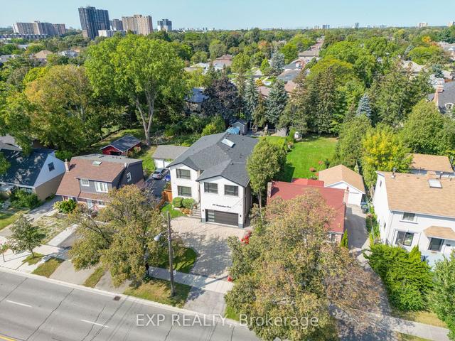 393 Burnhamthorpe Rd, House detached with 5 bedrooms, 6 bathrooms and 8 parking in Toronto ON | Image 35