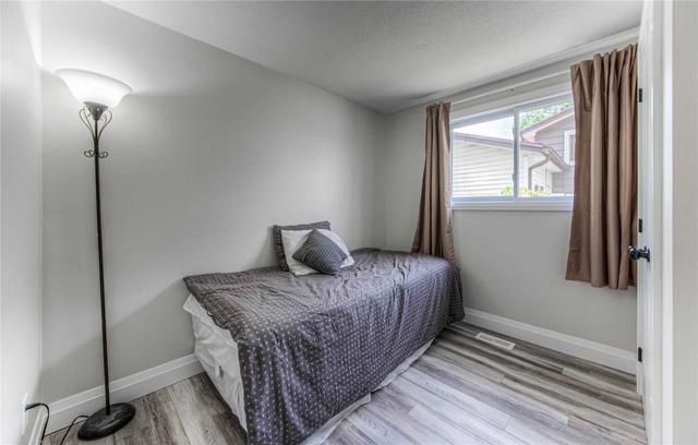 22 Belwood Cres, House detached with 1 bedrooms, 1 bathrooms and 3 parking in Kitchener ON | Image 8