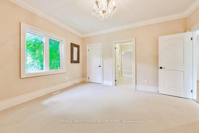 1035 Truman Ave, House detached with 4 bedrooms, 5 bathrooms and 8 parking in Oakville ON | Image 17