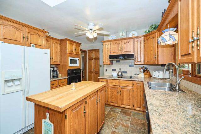27 Woodcrest Dr, House detached with 3 bedrooms, 2 bathrooms and 5 parking in St. Catharines ON | Image 40