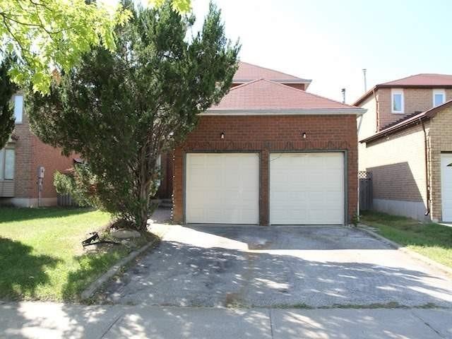 26 Featherstone Ave, House detached with 4 bedrooms, 4 bathrooms and 4 parking in Markham ON | Image 1
