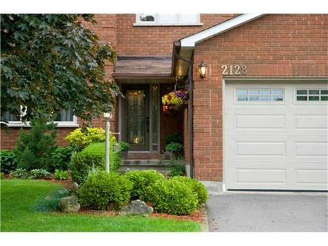 2128 Laurelwood Dr, House detached with 4 bedrooms, 4 bathrooms and 2 parking in Oakville ON | Image 2