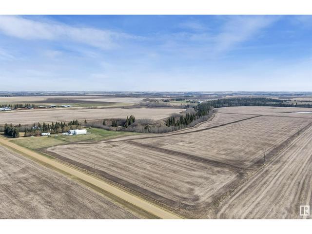 464015 Range Road 234, House detached with 4 bedrooms, 3 bathrooms and null parking in Wetaskiwin County No. 10 AB | Image 2