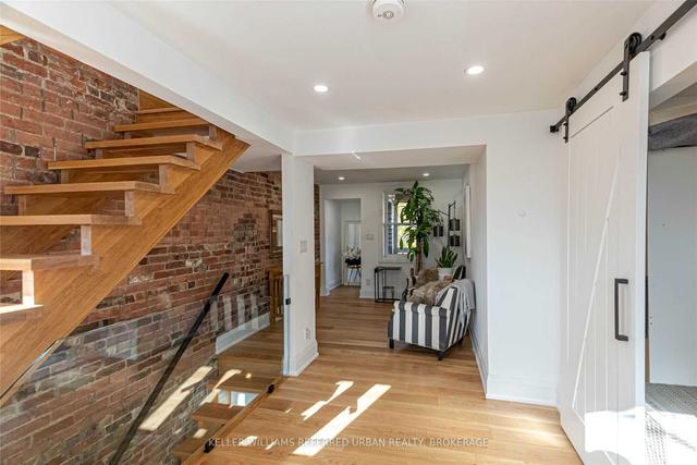 18 Page St, House semidetached with 4 bedrooms, 4 bathrooms and 0 parking in Toronto ON | Image 9