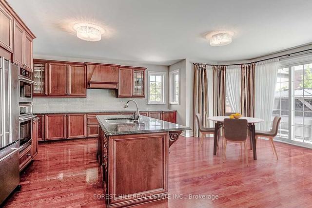 749 Via Romano Blvd, House detached with 4 bedrooms, 5 bathrooms and 6 parking in Vaughan ON | Image 7