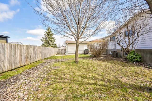8089 Post Rd, House semidetached with 3 bedrooms, 2 bathrooms and 3 parking in Niagara Falls ON | Image 17