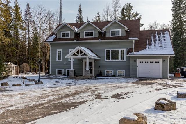 6 Fire Route 46, House detached with 4 bedrooms, 3 bathrooms and 11 parking in Trent Lakes ON | Image 1