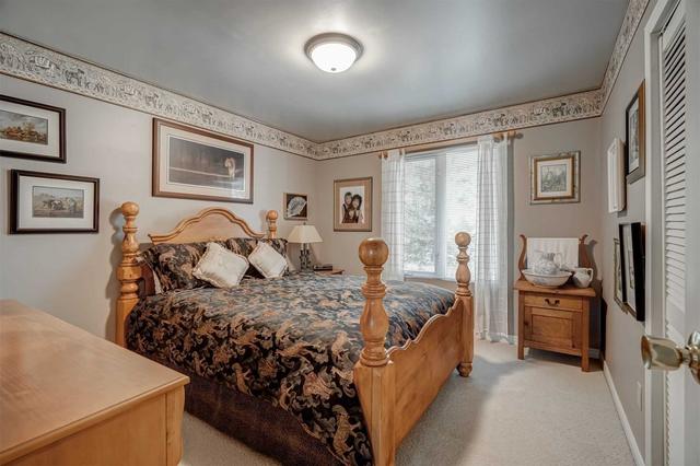 174 Couchs Rd, House detached with 2 bedrooms, 4 bathrooms and 10 parking in North Kawartha ON | Image 11