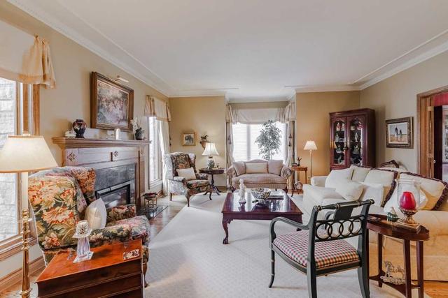 2290 Kilbride St, House detached with 5 bedrooms, 5 bathrooms and 11 parking in Burlington ON | Image 9
