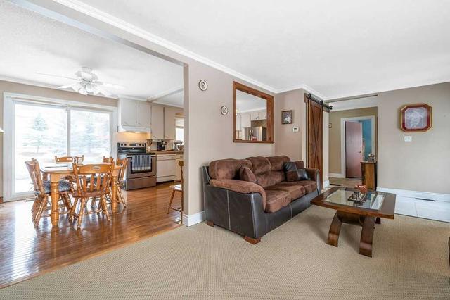 7 Caseley Dr, House detached with 2 bedrooms, 2 bathrooms and 15 parking in Halton Hills ON | Image 6