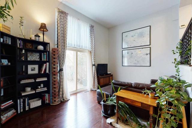 th56 - 44 Chester Le Blvd, Townhouse with 3 bedrooms, 2 bathrooms and 2 parking in Toronto ON | Image 37