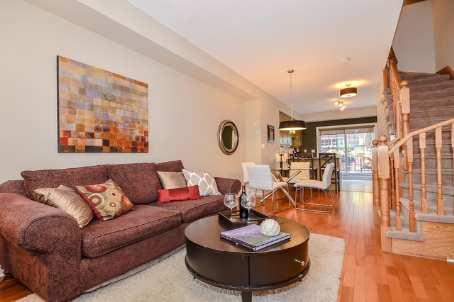 th 44 - 99 The Queensway, Townhouse with 3 bedrooms, 2 bathrooms and 2 parking in Toronto ON | Image 2