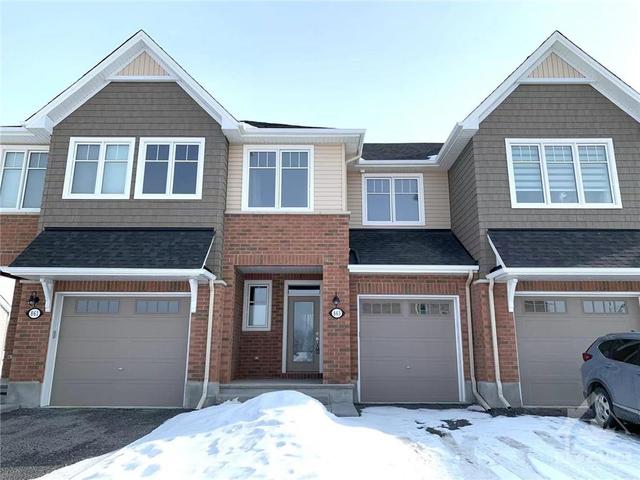 863 Antonio Farley Street, Townhouse with 3 bedrooms, 3 bathrooms and 2 parking in Ottawa ON | Image 1