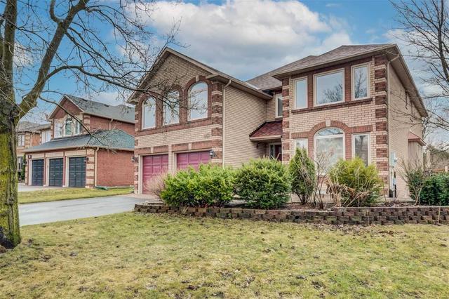 440 Devanjan Circ, House detached with 4 bedrooms, 4 bathrooms and 8 parking in Newmarket ON | Image 12