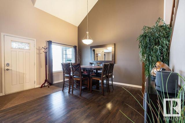 4404 Mccrae Av Nw, House semidetached with 4 bedrooms, 3 bathrooms and 4 parking in Edmonton AB | Image 7