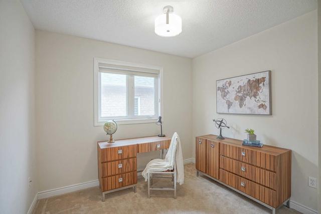 102 Root Cres, House detached with 3 bedrooms, 2 bathrooms and 6 parking in Ajax ON | Image 22