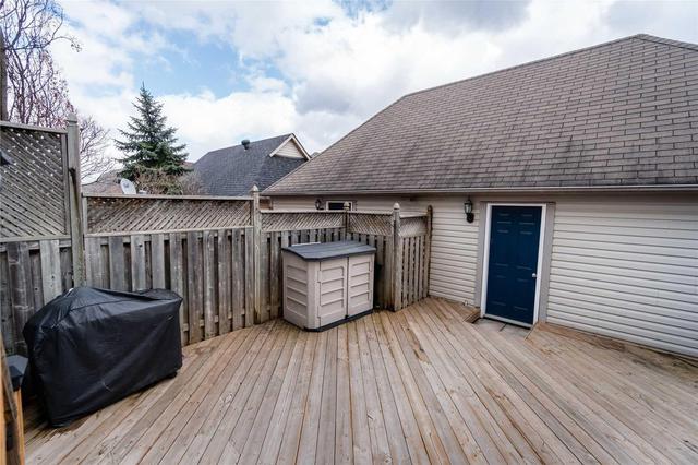 214 Glenashton Dr, House semidetached with 3 bedrooms, 3 bathrooms and 2 parking in Oakville ON | Image 19