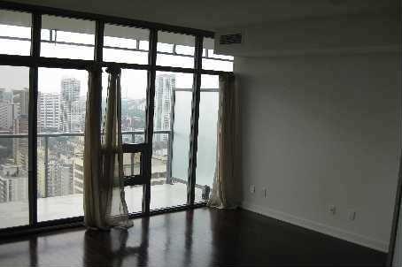 3010 - 33 Charles St E, Condo with 1 bedrooms, 1 bathrooms and null parking in Toronto ON | Image 5