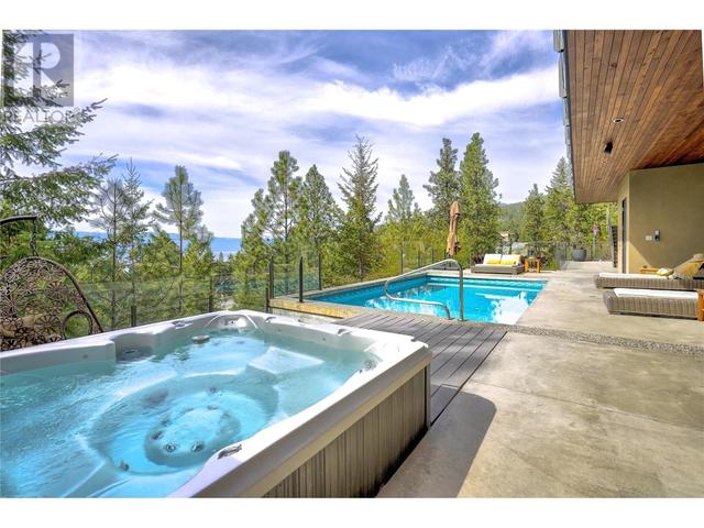 109 Flagstone Rise, House detached with 4 bedrooms, 4 bathrooms and 3 parking in Okanagan Similkameen E BC | Image 23