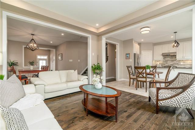 131 Solaris Drive, House detached with 4 bedrooms, 4 bathrooms and 4 parking in Ottawa ON | Image 7