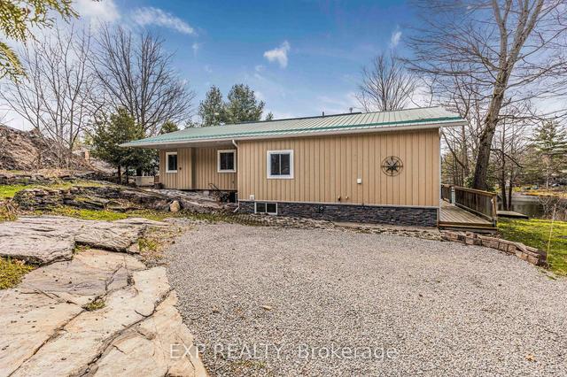 1719 Ellis Rd, House detached with 3 bedrooms, 2 bathrooms and 11 parking in Severn ON | Image 40