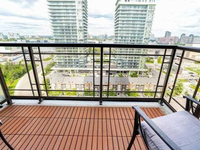 1304 - 385 Prince Of Wales Dr, Condo with 1 bedrooms, 2 bathrooms and 2 parking in Mississauga ON | Image 7