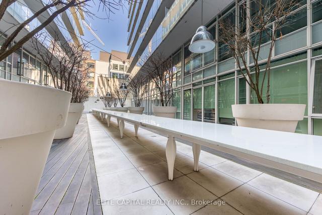510 - 75 Portland St, Condo with 1 bedrooms, 1 bathrooms and 1 parking in Toronto ON | Image 6