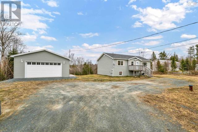 11731 Highway 7, House detached with 3 bedrooms, 1 bathrooms and null parking in Halifax NS | Image 3