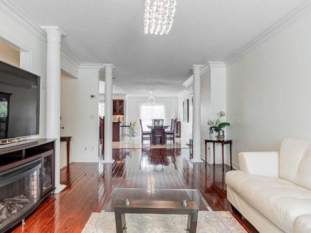29 Andrika Crt, House attached with 3 bedrooms, 3 bathrooms and 5 parking in Mississauga ON | Image 26