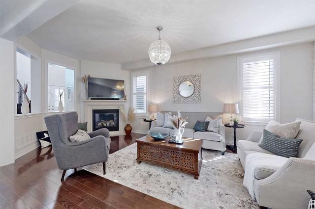 102 Bellini Ave, House semidetached with 4 bedrooms, 4 bathrooms and 3 parking in Vaughan ON | Image 23