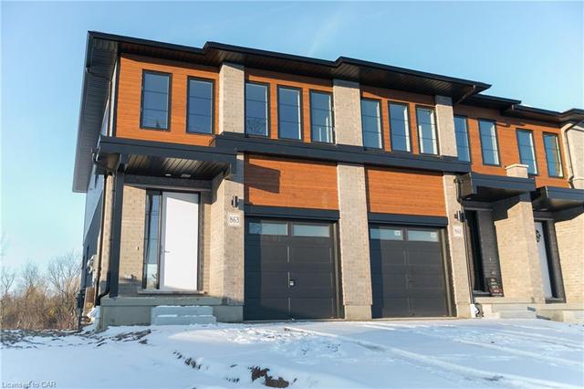 863 Robert Ferrie Drive, House attached with 3 bedrooms, 2 bathrooms and 2 parking in Kitchener ON | Image 1