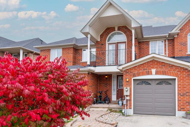 112 Long Point Dr, House attached with 3 bedrooms, 3 bathrooms and 2 parking in Richmond Hill ON | Image 1