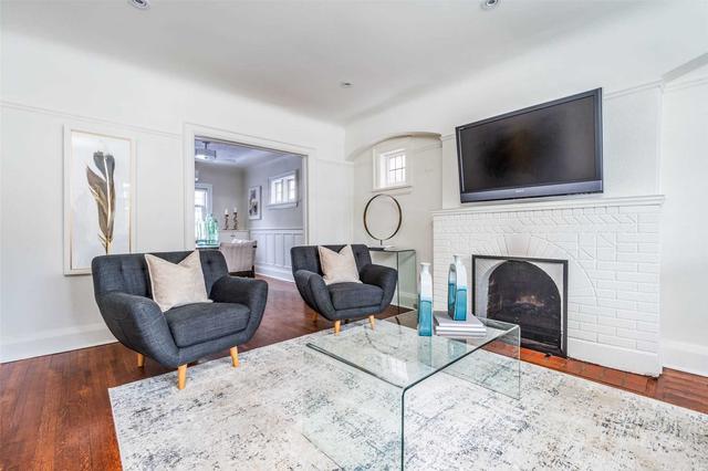 252 Melrose Ave, House semidetached with 3 bedrooms, 1 bathrooms and 4 parking in Toronto ON | Image 25