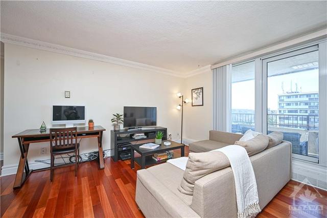 1406 - 1785 Frobisher Lane, Condo with 1 bedrooms, 1 bathrooms and 1 parking in Ottawa ON | Image 6