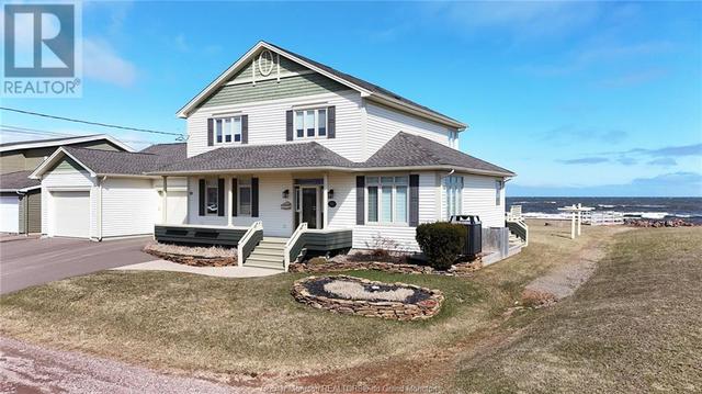 36 Sur L'ocean, House detached with 3 bedrooms, 2 bathrooms and null parking in Beaubassin East NB | Image 1