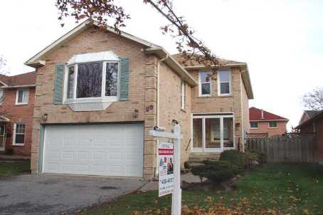 90 Ravenscroft Rd, House detached with 3 bedrooms, 3 bathrooms and 2 parking in Ajax ON | Image 1