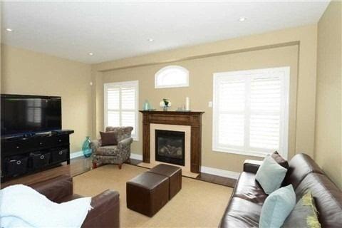 106 Via Borghese St, House detached with 4 bedrooms, 4 bathrooms and 2 parking in Vaughan ON | Image 9