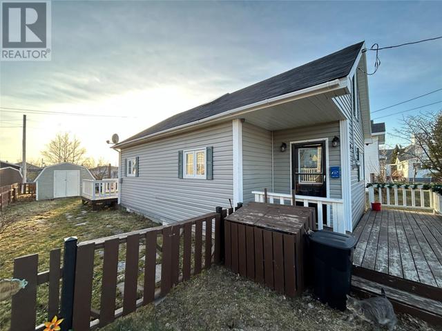 19 Woodland Street, House detached with 3 bedrooms, 1 bathrooms and null parking in Stephenville NL | Image 3
