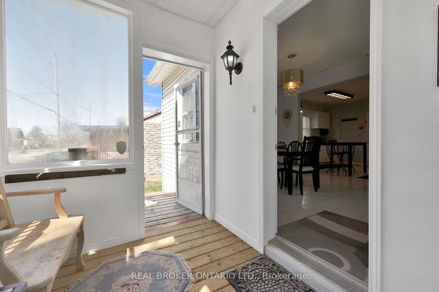 83 Norfolk Ave, House detached with 2 bedrooms, 2 bathrooms and 3 parking in Cambridge ON | Image 30