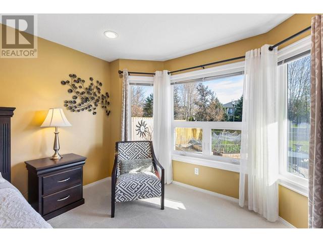 663 Pimlico Road, House detached with 2 bedrooms, 2 bathrooms and 4 parking in Kelowna BC | Image 33